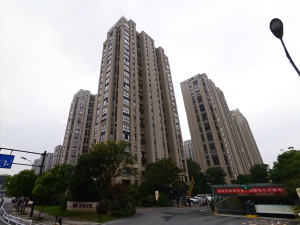 杭州德信北海公園小區護欄、欄桿、百葉窗定制案例 杭州德信北海公園小區護欄、欄桿、百葉窗定制案例