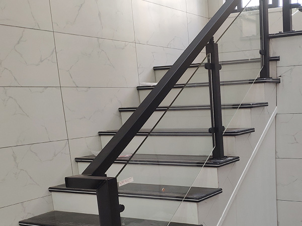 商場樓梯護欄