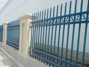 哪里可以定制圍墻護欄? 哪里可以定制圍墻護欄?