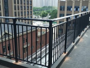 選購陽臺護欄有哪些注意事項? 選購陽臺護欄有哪些注意事項?