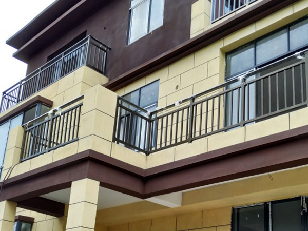 陽臺護(hù)欄選購標(biāo)準(zhǔn)