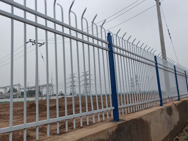 小區(qū)圍墻欄桿價格會受到這幾個因素影響,你知道嗎? 小區(qū)圍墻欄桿價格會受到這幾個因素影響,你知道嗎?