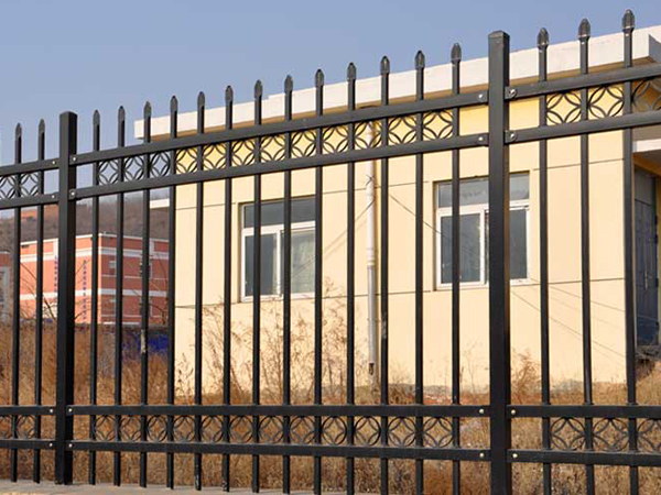 鋅鋼圍欄廠家哪家最靠譜? 鋅鋼圍欄廠家哪家最靠譜?