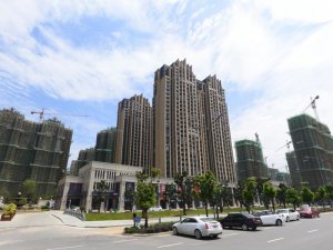 阜陽潁上易景國際花園小區(qū)陽臺護欄、樓梯扶手定制