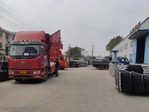 金用護欄2020年10月27日上午鋅鋼飄窗欄桿發貨！