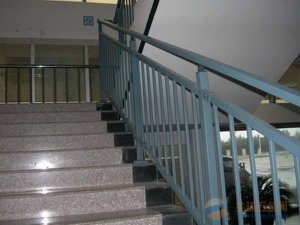 鋅鋼護欄使用壽命一般多少年? 鋅鋼護欄使用壽命一般多少年?