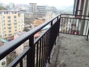 鋅鋼護欄顏色有哪些? 鋅鋼護欄顏色有哪些?