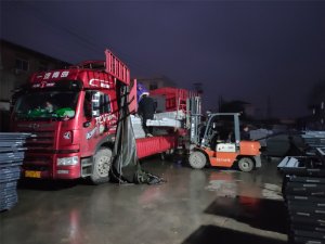 金用護欄2020年11月23日上午鋅鋼陽臺護欄發貨！