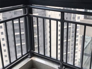 鋅鋼護欄由哪些部分組成? 鋅鋼護欄由哪些部分組成?