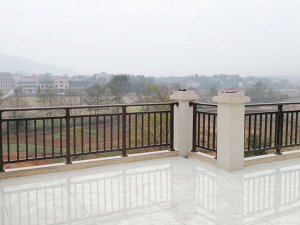 鋅鋼護欄多少錢一米? 鋅鋼護欄多少錢一米?