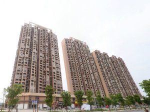 阜陽簡愛城小區百葉窗、樓梯扶手定制