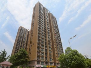 合肥鴻輝苑小區空調護欄、樓梯扶手定制