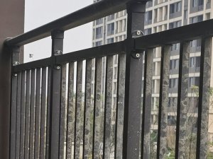 陽臺護欄定制多少錢一米? 陽臺護欄定制多少錢一米?