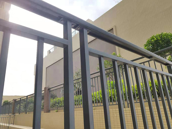 陽臺(tái)護(hù)欄國家標(biāo)準(zhǔn)