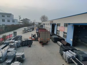 金用護欄2021年3月13日百葉窗發貨！