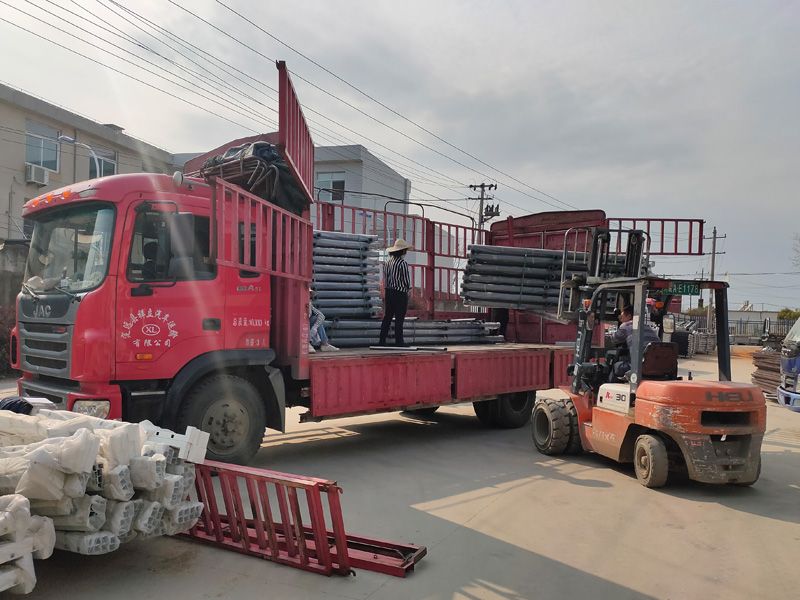 金用護(hù)欄2021年3月26日鋅鋼樓梯欄桿發(fā)貨！