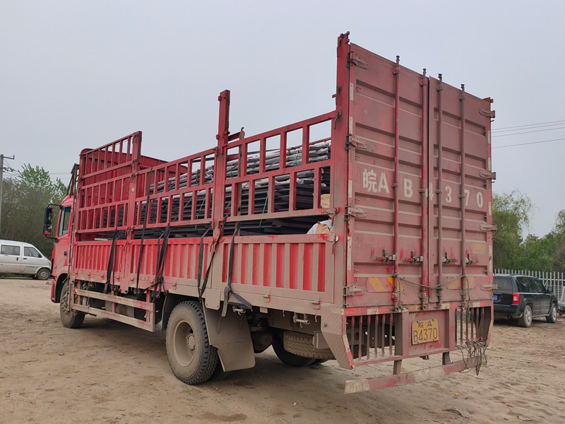 金用護欄2021年4月13日鋅鋼樓梯扶手發貨！