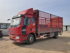 金用護欄2021年4月17日鋅鋼百葉窗發貨！