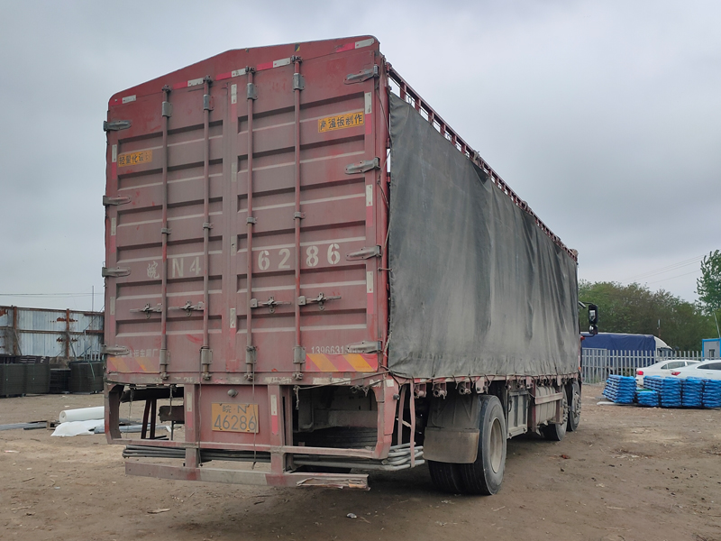 金用護(hù)欄2021年4月22日鋅鋼陽(yáng)臺(tái)護(hù)欄發(fā)貨! 金用護(hù)欄2021年4月22日鋅鋼陽(yáng)臺(tái)護(hù)欄發(fā)貨!