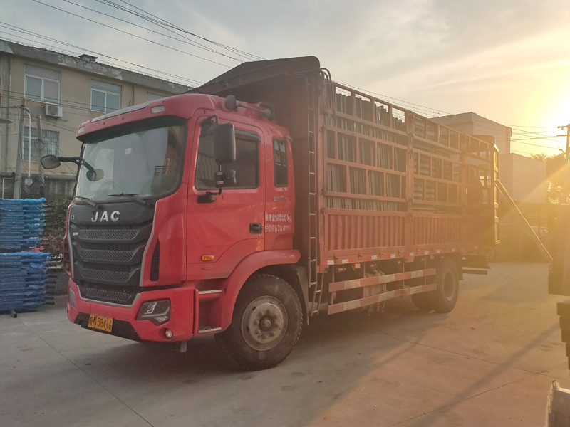 金用護欄2021年6月5日鋅鋼百葉窗發貨！