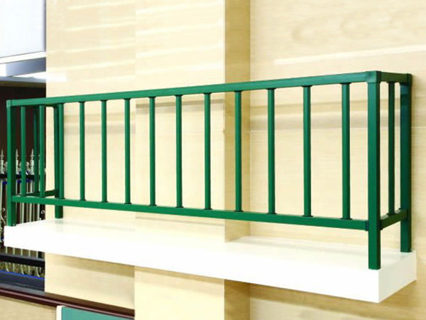 空調(diào)護(hù)欄用哪種材質(zhì)的最劃算? 空調(diào)護(hù)欄用哪種材質(zhì)的最劃算?