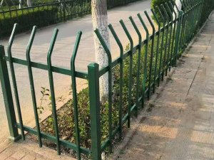 綠化護欄廠家怎么選擇？