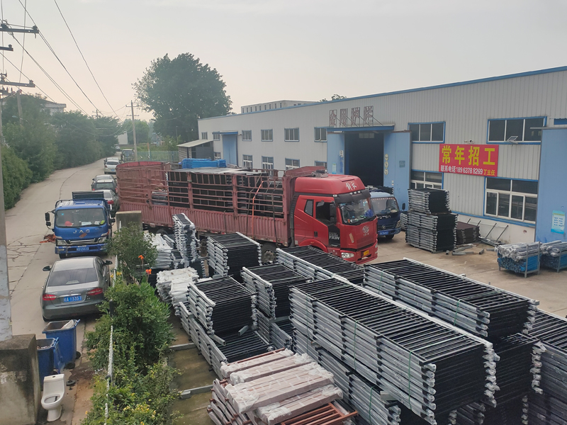 2023年6月30日鋁合金百葉窗裝車發貨！