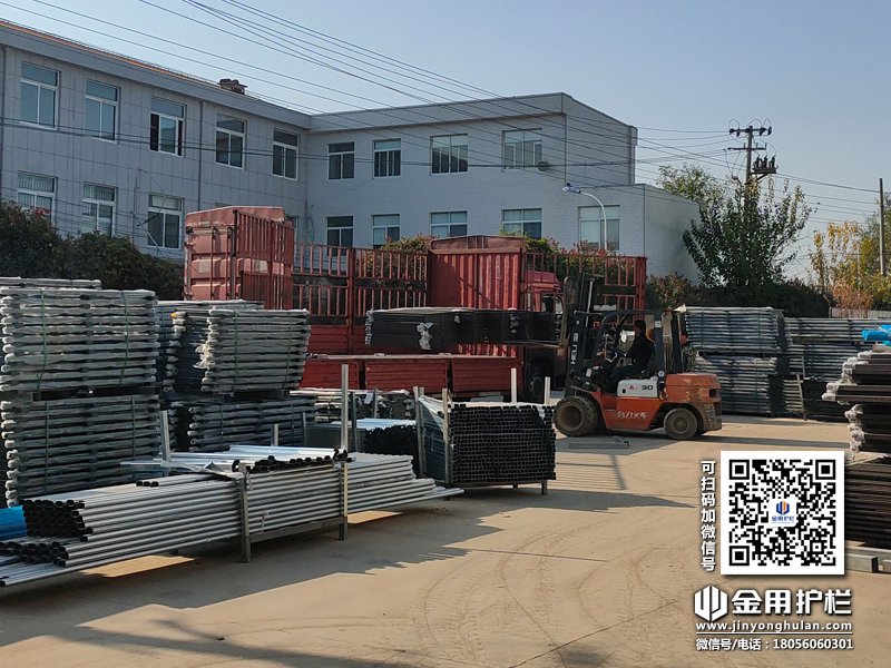 2023年11月30日鋅鋼護窗欄桿裝車發(fā)貨! 2023年11月30日鋅鋼護窗欄桿裝車發(fā)貨!