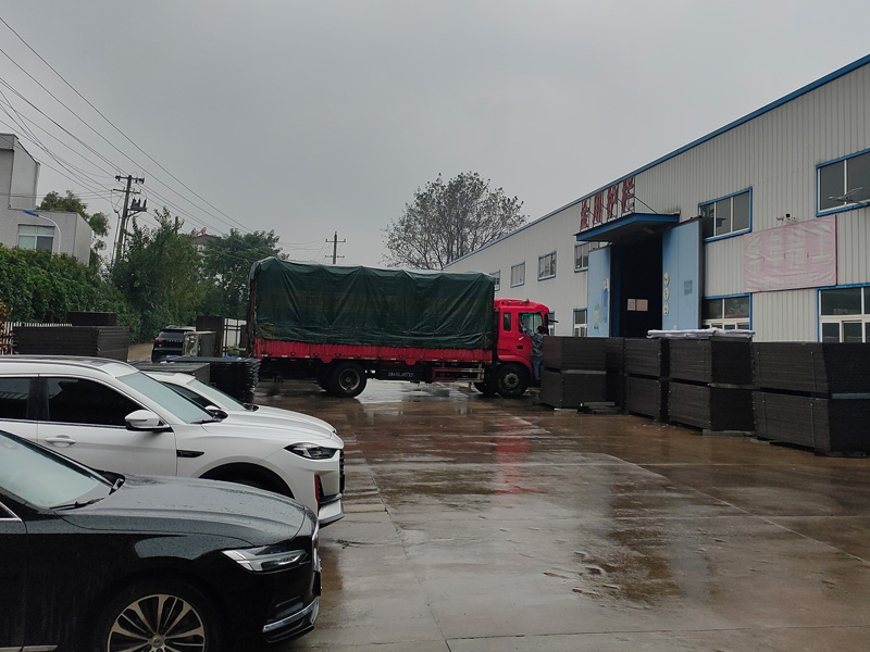 2024年10月21日鋅鋼百葉窗裝車發(fā)貨！