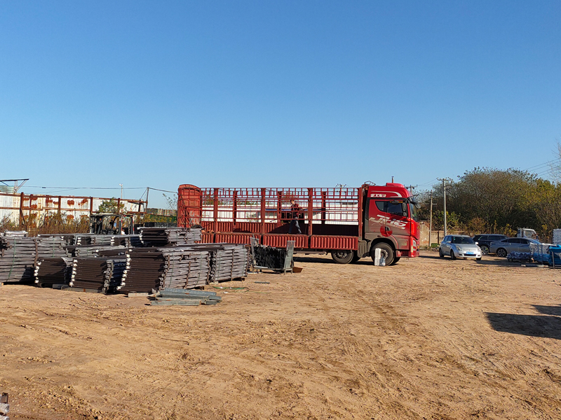 2024年11月29日鋅鋼飄窗欄桿裝車發貨! 2024年11月29日鋅鋼飄窗欄桿裝車發貨!