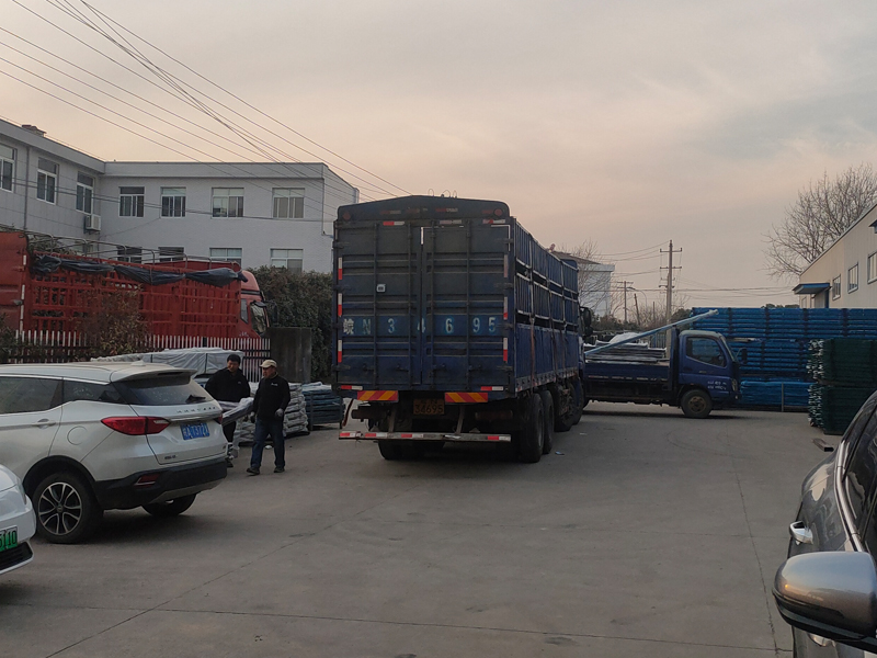 2025年1月13日鋅鋼圍墻護(hù)欄裝車(chē)發(fā)貨! 2025年1月13日鋅鋼圍墻護(hù)欄裝車(chē)發(fā)貨!