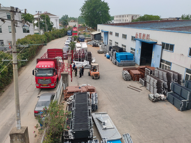 2025年5月20日鋅鋼組裝欄桿裝車發貨! 2025年5月20日鋅鋼組裝欄桿裝車發貨!