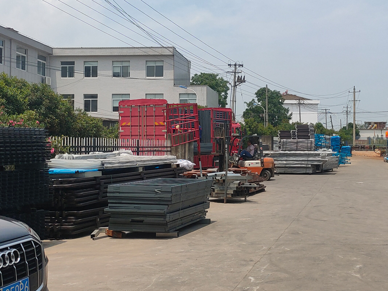 2025年5月29日鋁合金百葉窗裝車發(fā)貨！