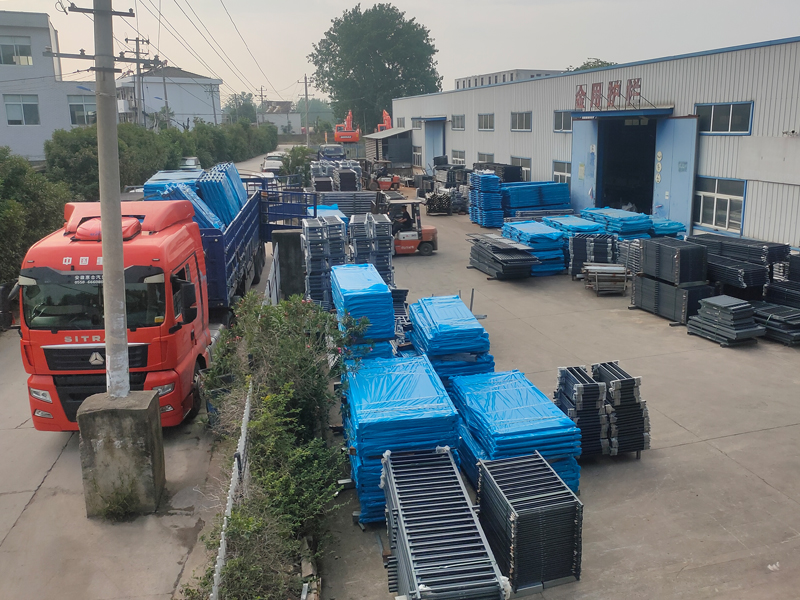 2025年6月9日鋅鋼陽臺護欄裝車發貨！